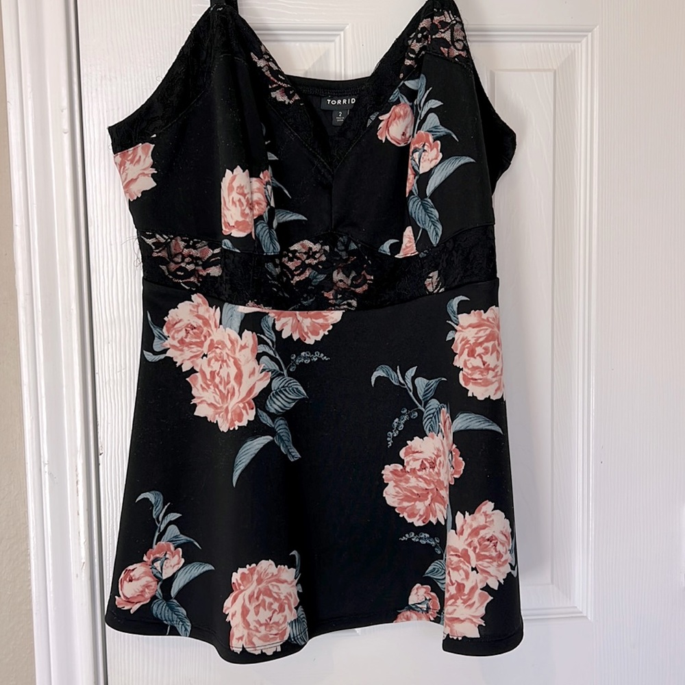 Size 2 torrid floral peplum top